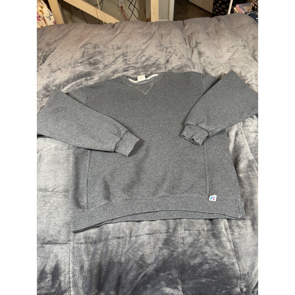 Mens Russell Athletic Gray Crewneck Sweatshirt Pullover Casual Medium M